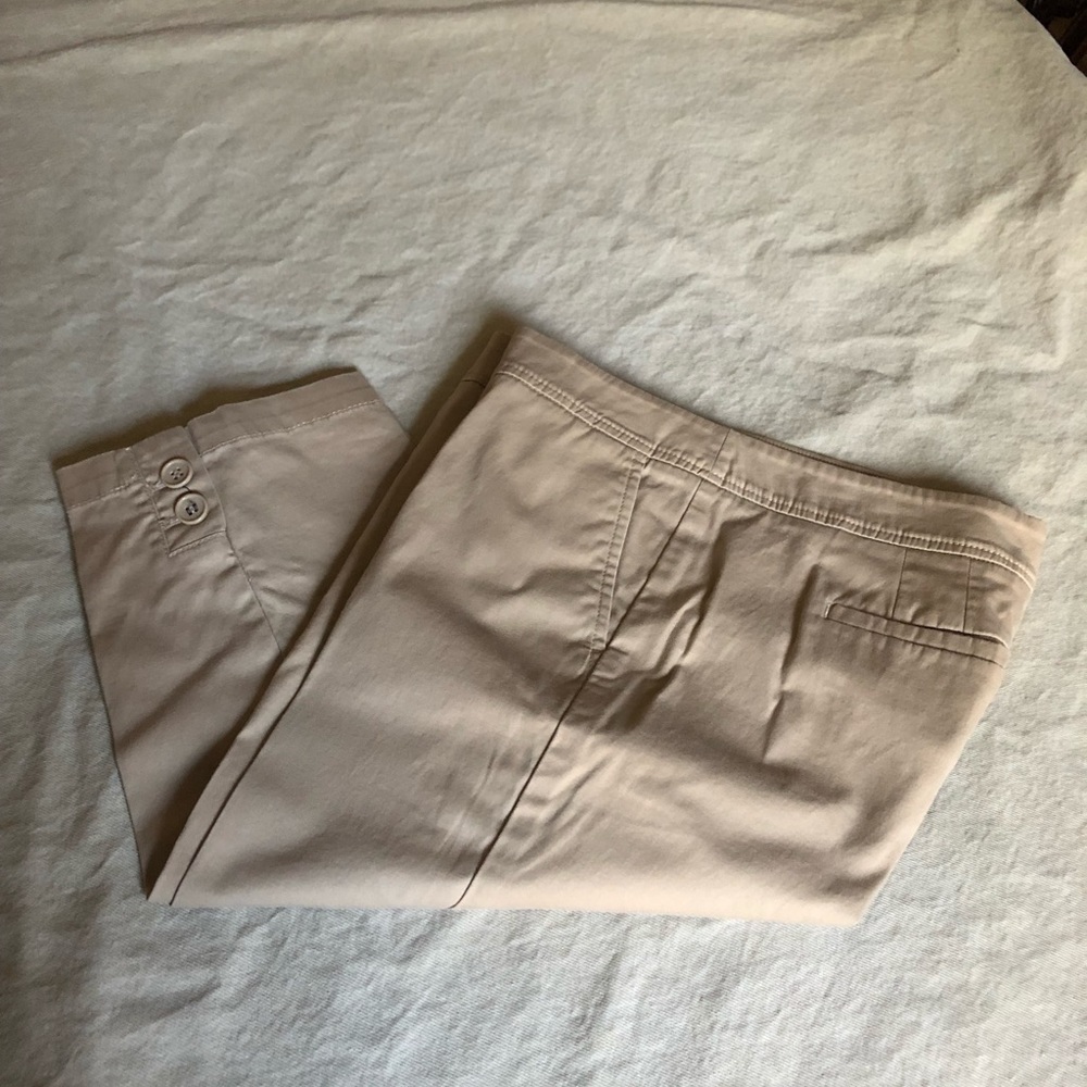 Talbots Pedal Pushers/Capris, size 8P, Tan